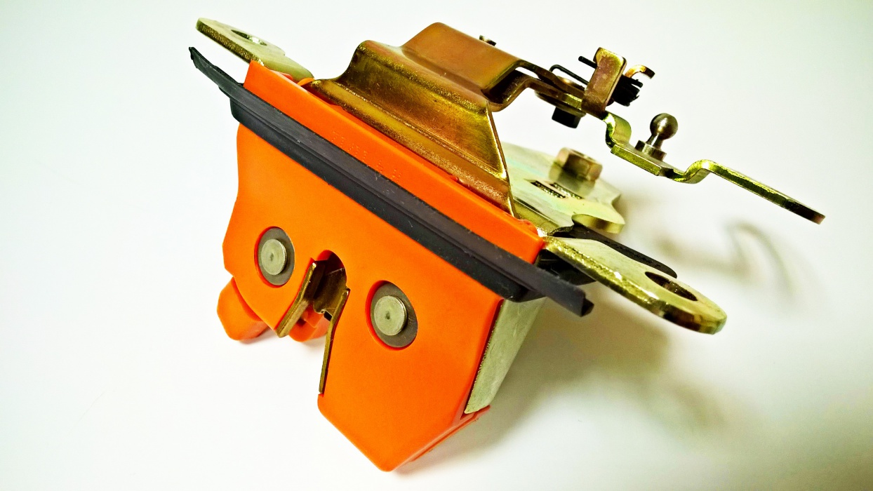 zámek pátých dveří FEL Van plus