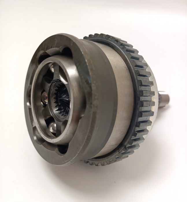 kloub vnější před. kola-24 drážek