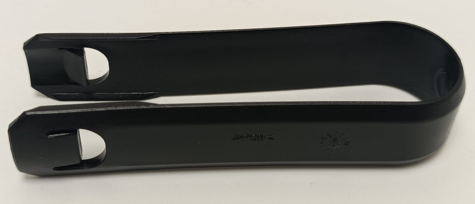 připravek pro krytky šroubů kol (pinzeta)