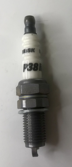 svíčka zapalovací Premium+ P38