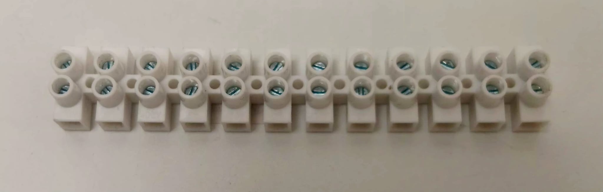 spojka ele. šroubovací (čokoláda) - 6 mm