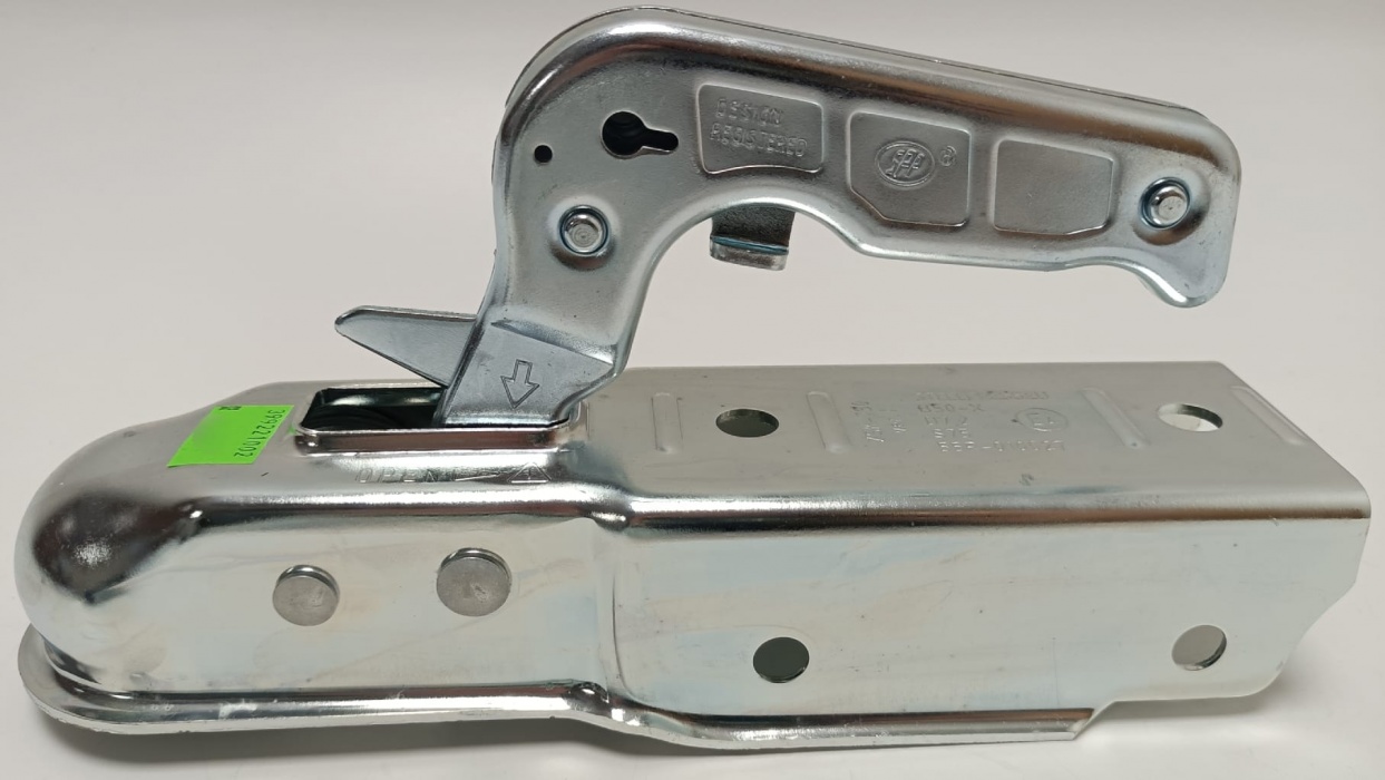 přípojka na přívěs-hranatá oj 6x6cm(žehlička)