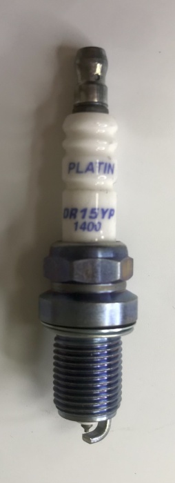 svíčka zapalovací   DR15YP