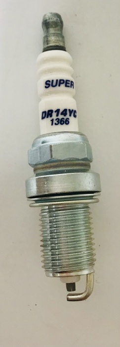 svíčka zapalovací   DR14YC
