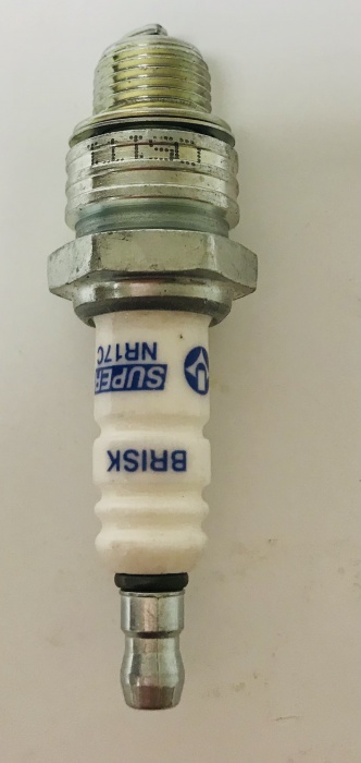 svíčka zapalovací   NR17C