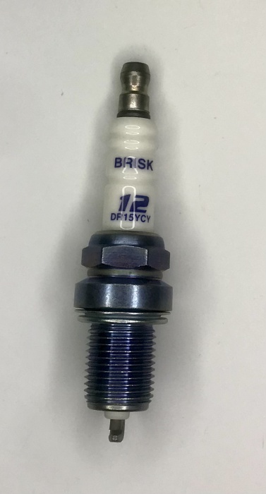svíčka zapalovací  12/ DR15YCY 