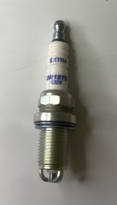 svíčka zapalovací   DR15TC