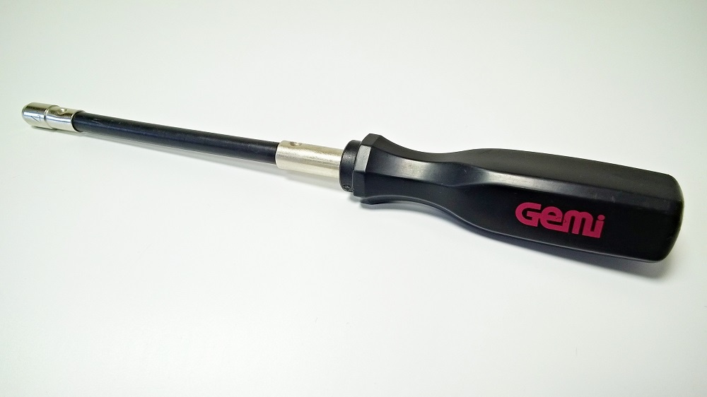 šroubovák na hadic. spony