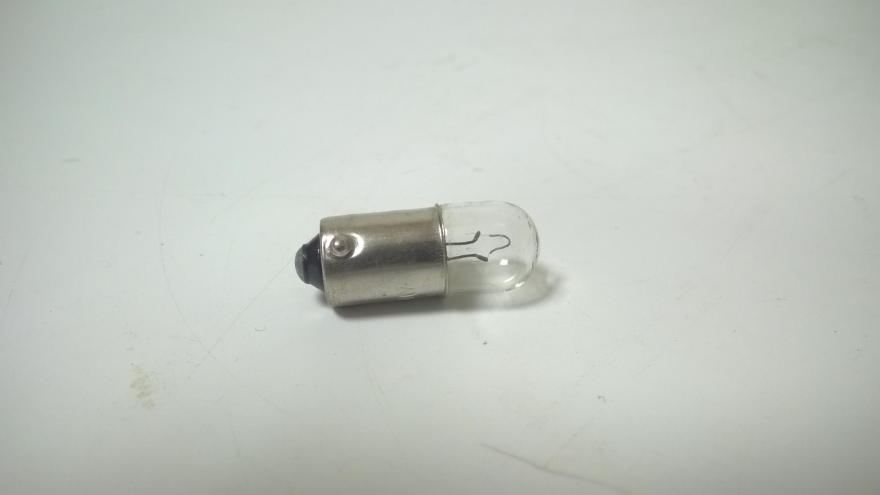 žárovka  12V   2W  BA9s