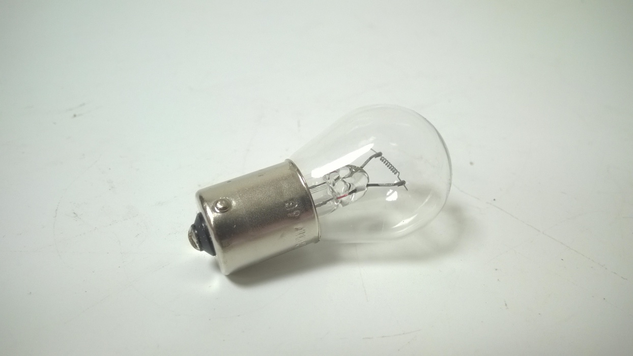 žárovka  24V   21W  BA15s