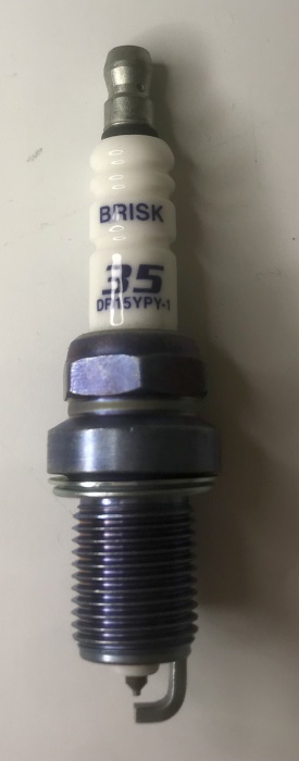 svíčka zapalovací  35 / DR15YPY-1