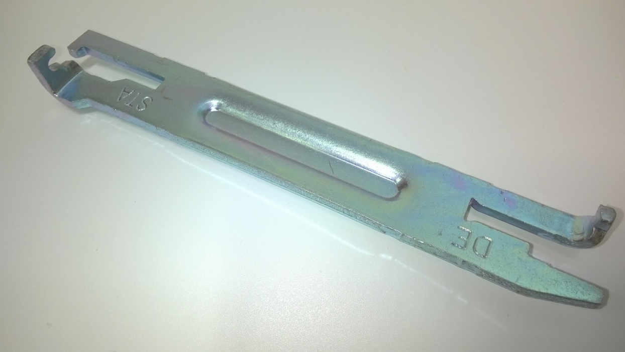 rozpěrka čelistí - pravá OCT/ROOM