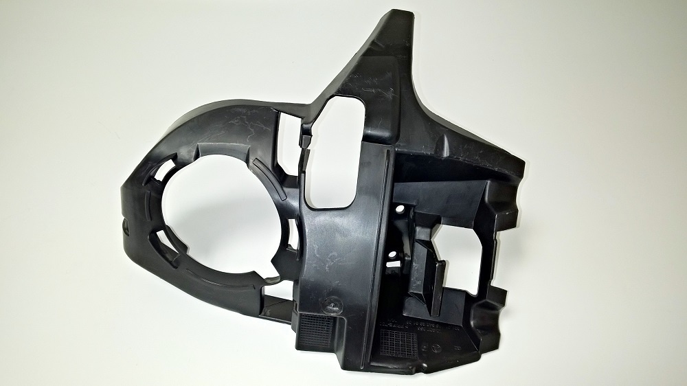 úchyt mlhovky pravý  OCT2 RS ; SCOUT