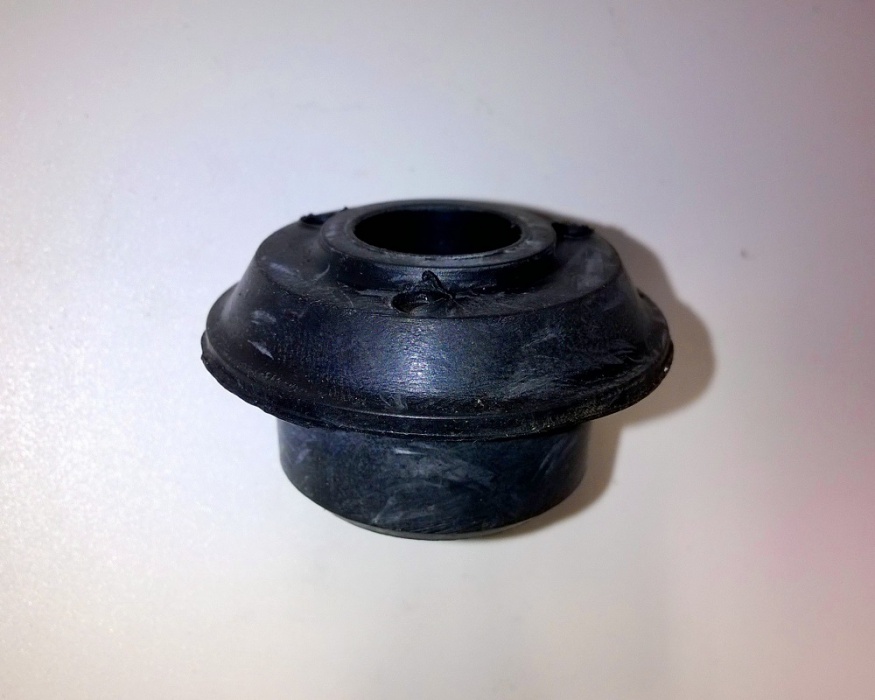 lůžko vzpěry motoru - 181.16