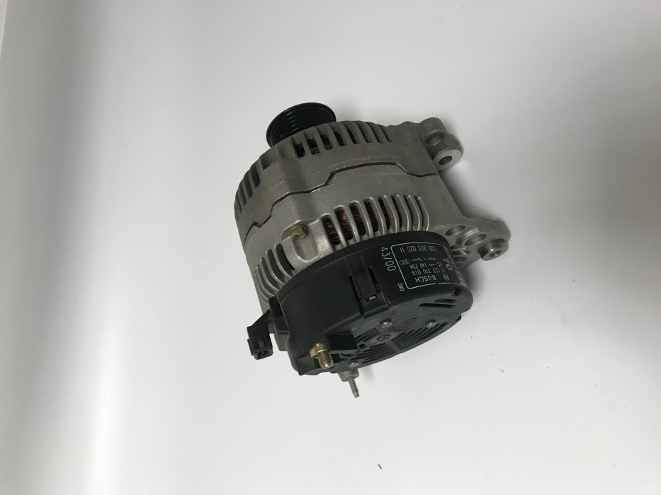 alternátor BOSCH   90A - OCTAVIA