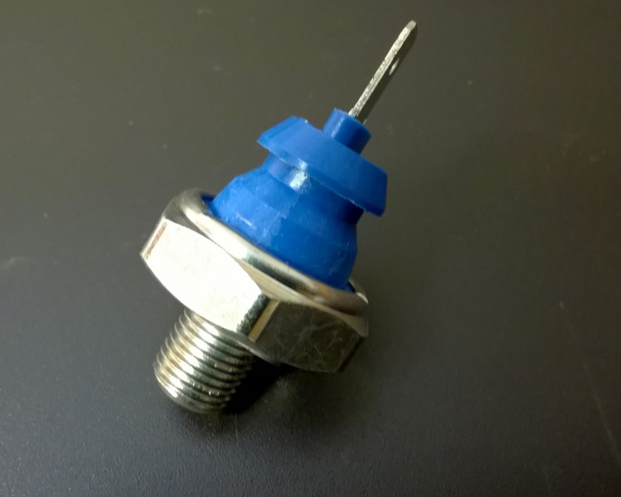 spínač kontrolky mazání-FEL.1,6 a 1,9D