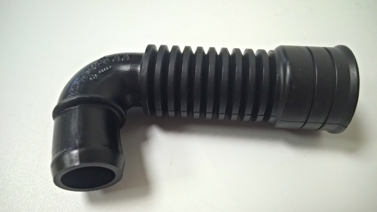 hadice ovzdušnění klik. skříně FEL 1,9D