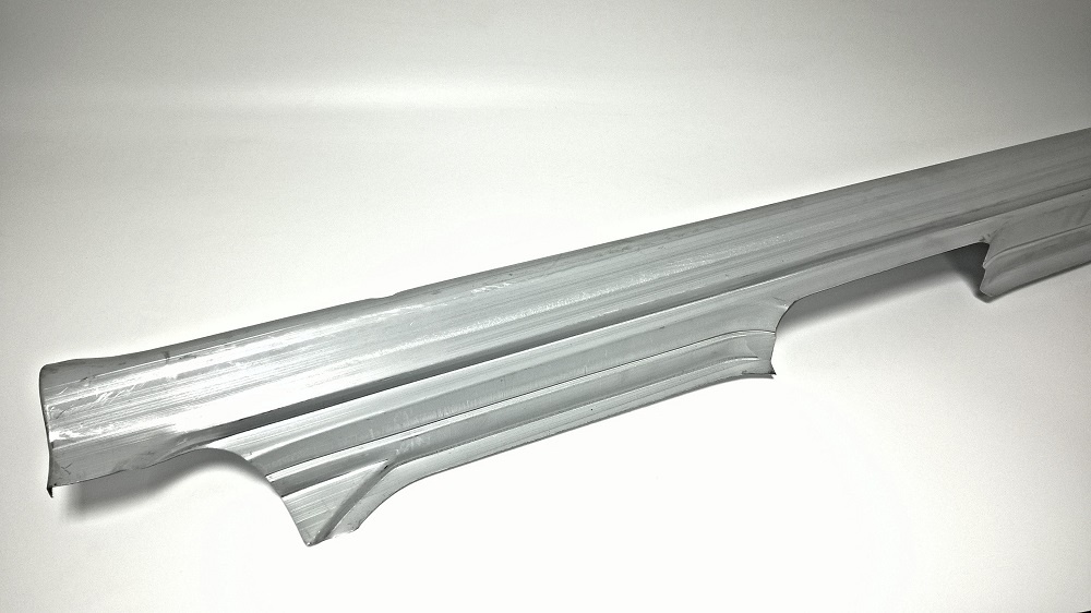 práh  OCTAVIA - pravý