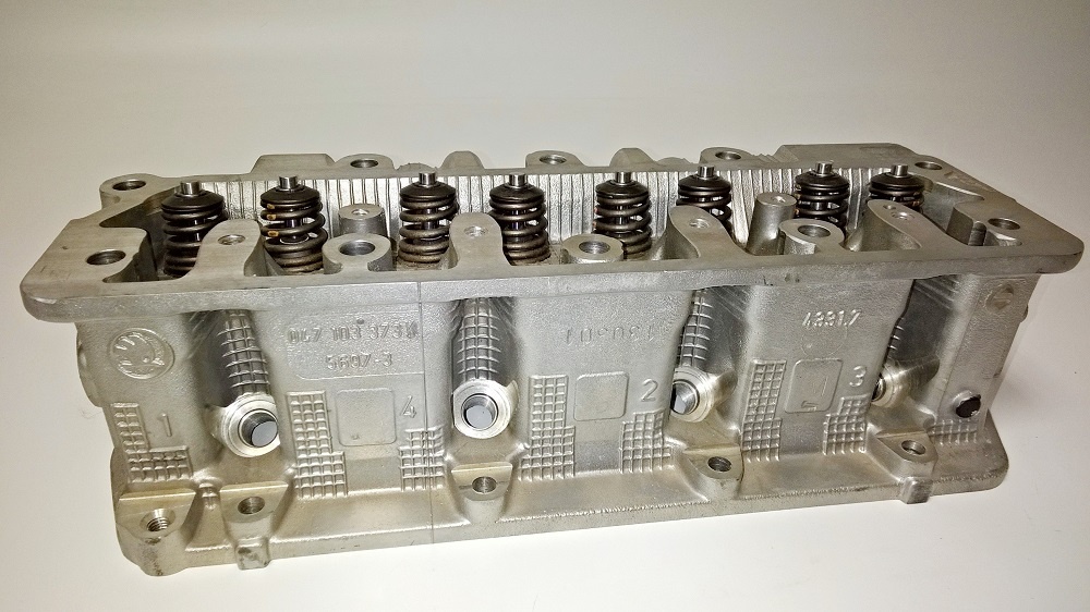 hlava motoru s ventily - FABIA 1,4