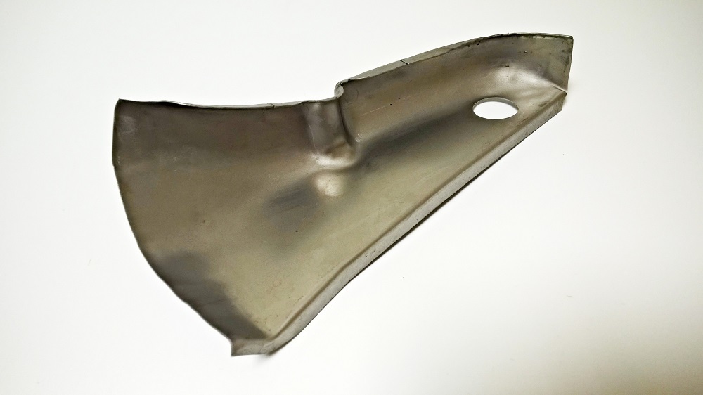 plech uzáv. boku  FELICIA- pravý