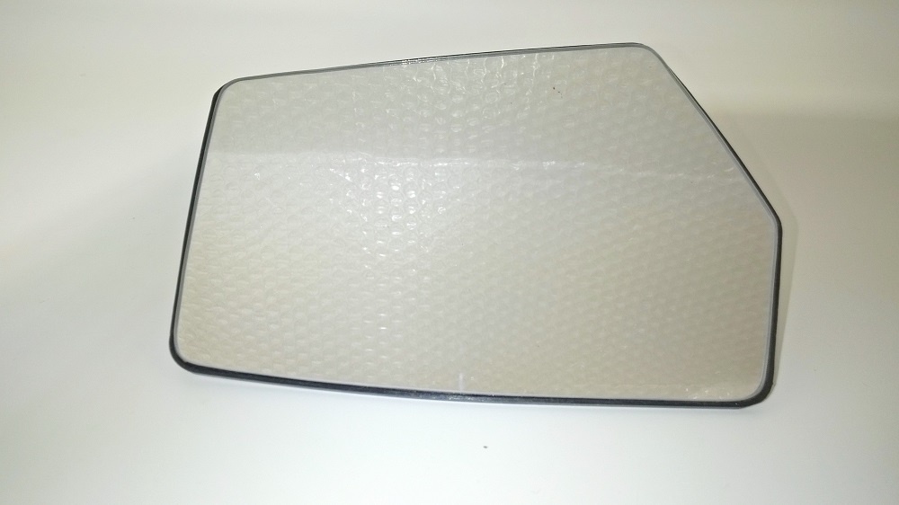 sklo zrcátka levé rovné    FAVORIT