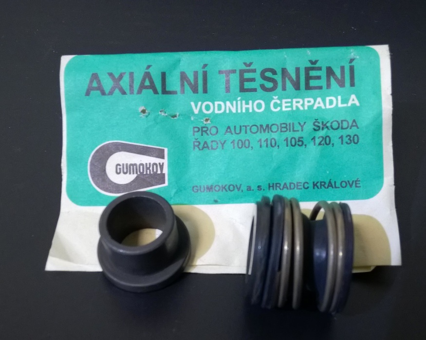 těsnění + pouzdro vodního čerpadla