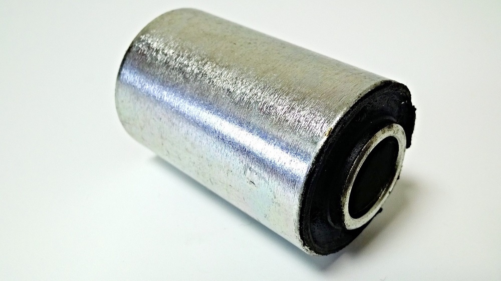 pouzdro svislého čepu pružné