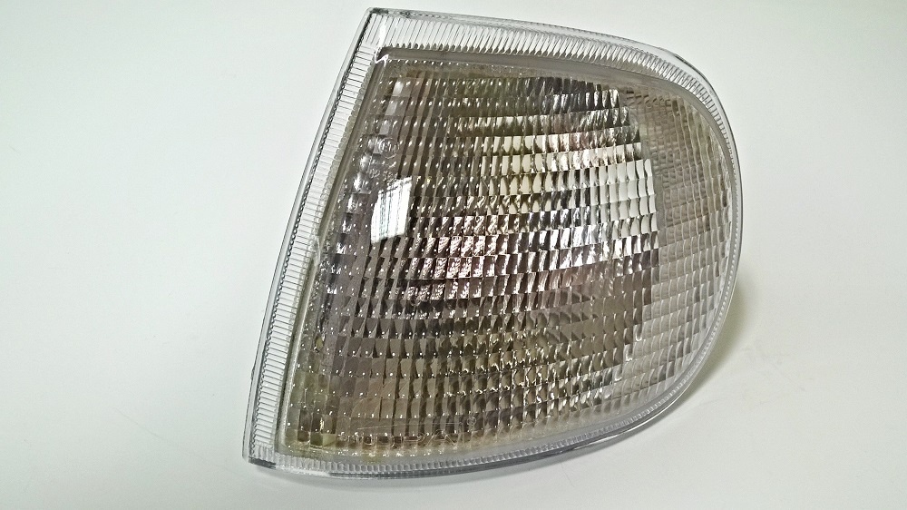 ukazatel směru přední levý   FELICIA