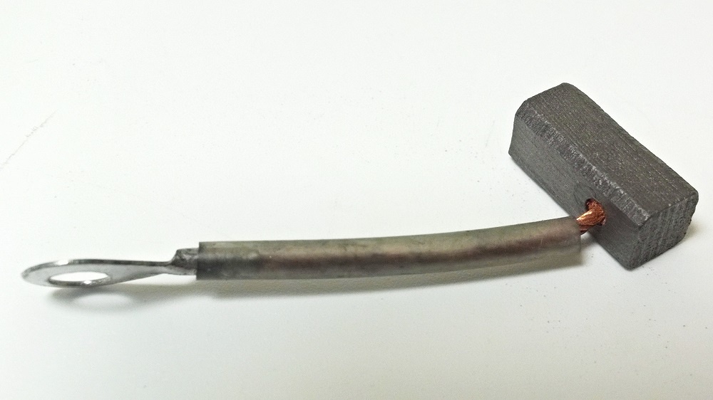 uhlík alternátoru ŠKODA