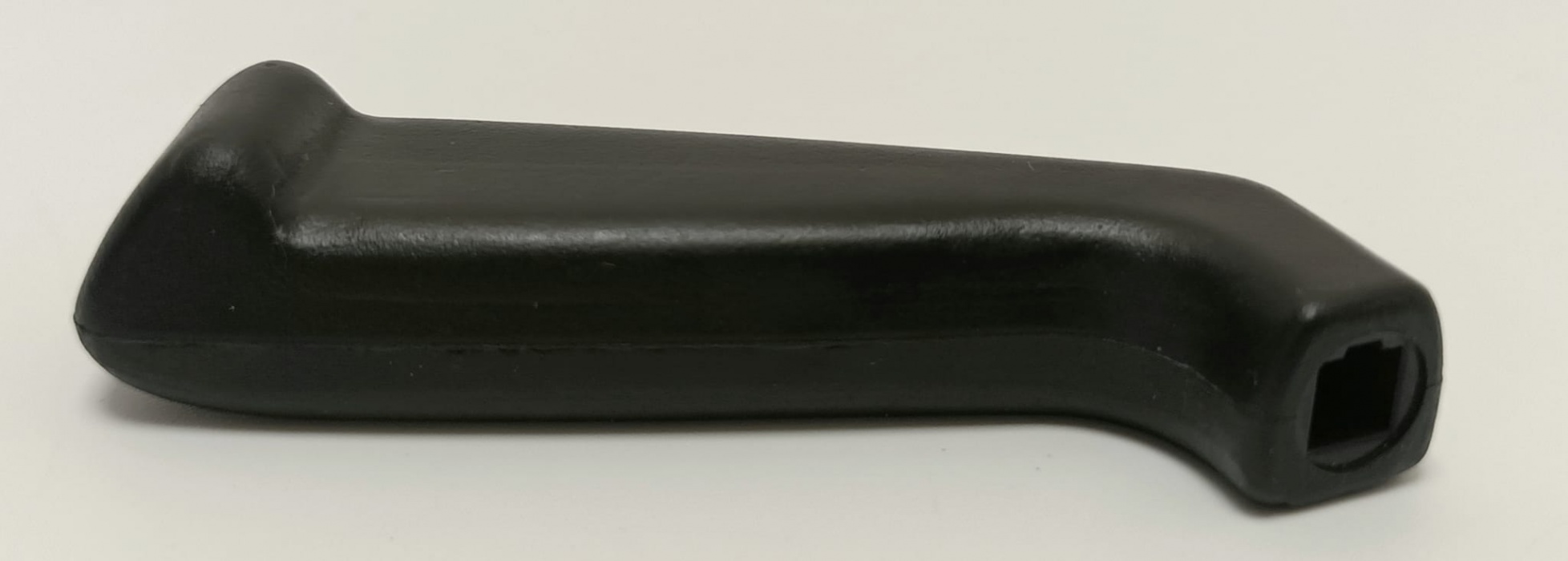 rukojeť vnějšího zrcátka P